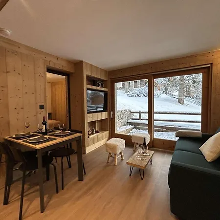Renove 2 Pieces Avec Balcon Et Acces Piscine - Meribel - Fr-1-180-637 Lejlighed
